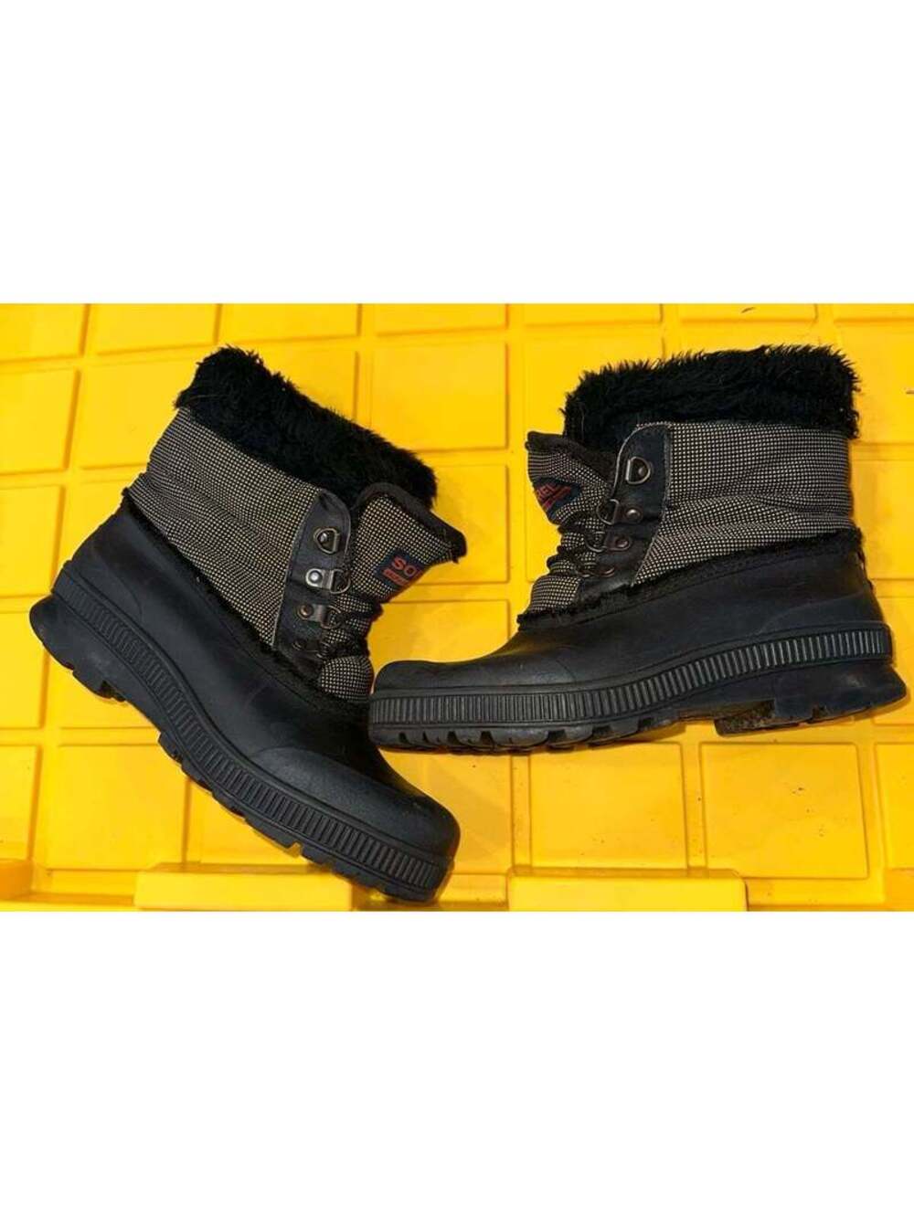 Sorel winter insulated Boots size 8